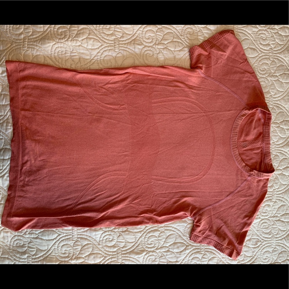 Lululemon Swiftly Tech Short Sleeve